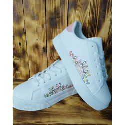 Zapatilla Clásica Blanca con Corazones de Colores